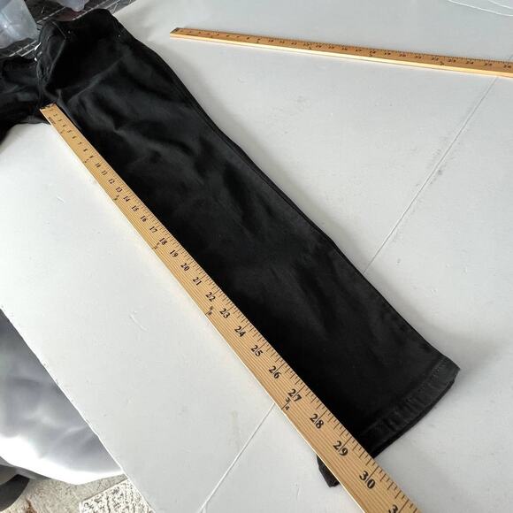 Levi's Skinny 711 Women's High Rise Slim Fit Skinny Jeans Size 32 Black Stretch - Picture 8 of 9